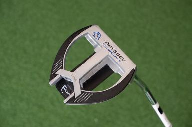 รหัสสินค้า 2100270120328 ไม้กอล์ฟพรีเมี่ยม!!! ราคาถูกที่สุดในประเทศไทย!!! PUTTER ODYSSEY WORKS FANG